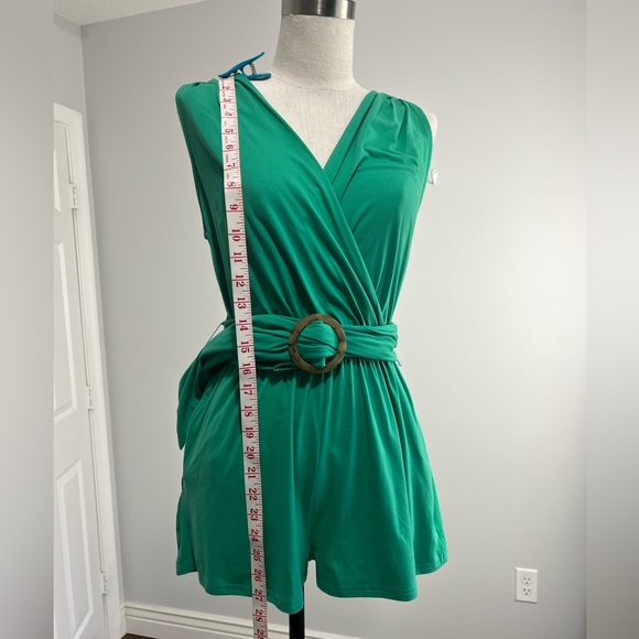 BB Dakota Green Sleeveless Romper - Picture 6 of 9